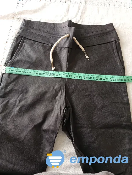 Pantalon chupin engomado, elastizado. Impecable Floresta - imagen 3