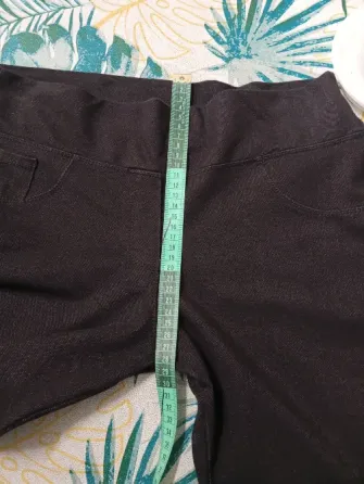 Pantalon tipo calza, simil jean, capri (Nuevo s/etiq) Floresta