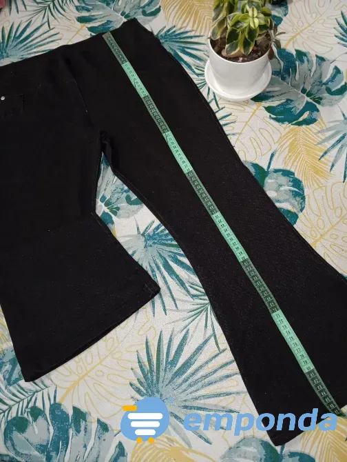 Pantalon tipo calza, simil jean, capri (Nuevo s/etiq) Floresta - imagen 1