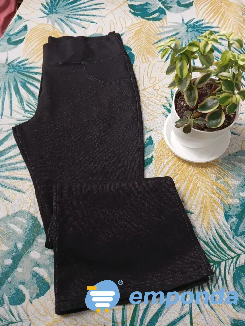 Pantalon tipo calza, simil jean, capri (Nuevo s/etiq) Floresta - imagen 5