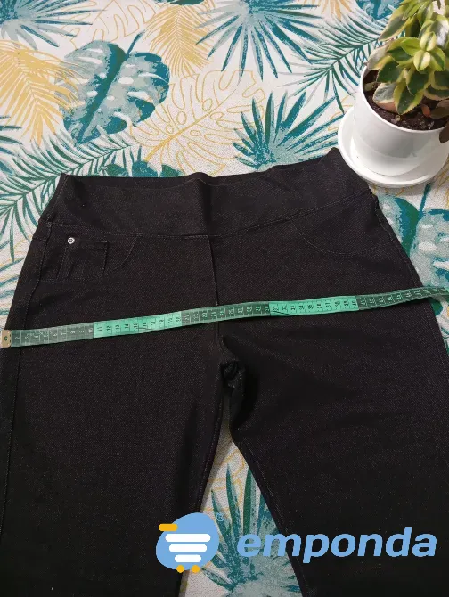 Pantalon tipo calza, simil jean, capri (Nuevo s/etiq) Floresta - imagen 3