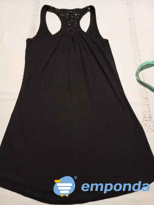 Musculosa larga evase, con detalle de lentejuelas. IMPECABLE Floresta - imagen 4