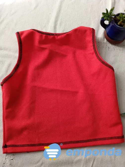 Top rojo con costuras a la vista (Nuevo s/etiq) Floresta - imagen 3