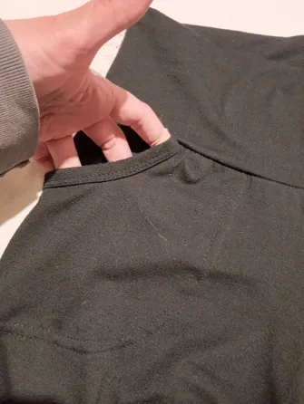 Pantalon capri, cintura ancha. IMPECABLE Floresta