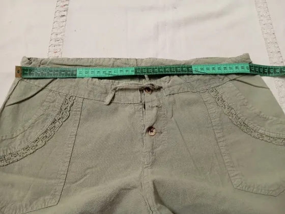 Short, bermuda, verde claro. IMPECABLE Floresta