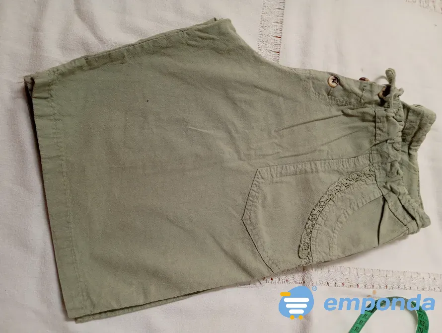 Short, bermuda, verde claro. IMPECABLE Floresta - imagen 6