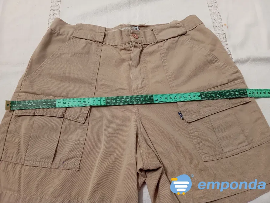 Short estilo cargo, beige. IMPECABLE Floresta - imagen 3