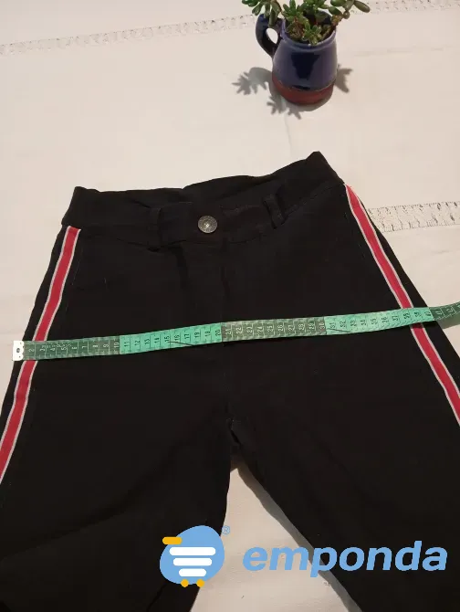 Pantalon elastizado con tira roja. IMPECABLE Floresta - imagen 3