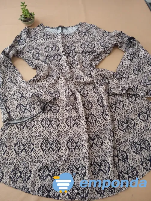 Vestido estampado, manga acampanada, Cuesta Blanca Floresta - imagen 3