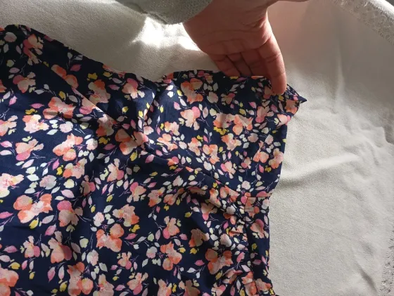 Blusa importada, hermosa, super elegante. Nuevo s/etiq Floresta