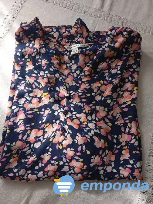 Blusa importada, hermosa, super elegante. Nuevo s/etiq Floresta - imagen 4