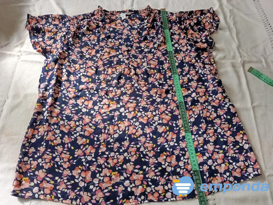 Blusa importada, hermosa, super elegante. Nuevo s/etiq Floresta - imagen 1