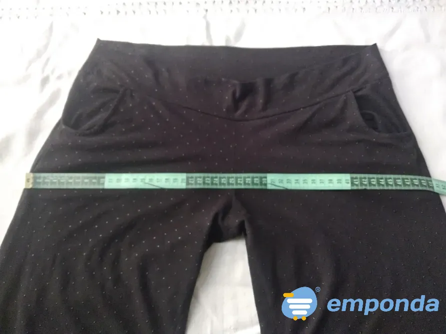 Pantalon palazzo, tipo calza, gamuzada con mini tachitas Floresta - imagen 3