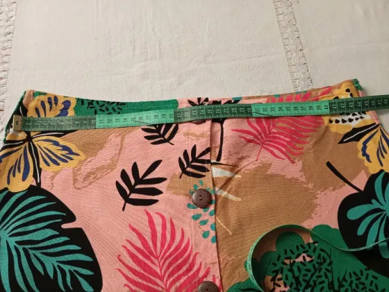 Pollera ¾ abotonada. Himogenes. IMPECABLE Floresta