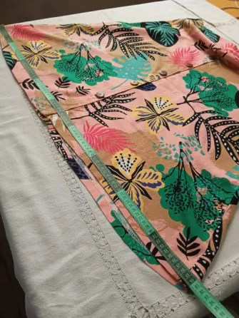 Pollera ¾ abotonada. Himogenes. IMPECABLE Floresta