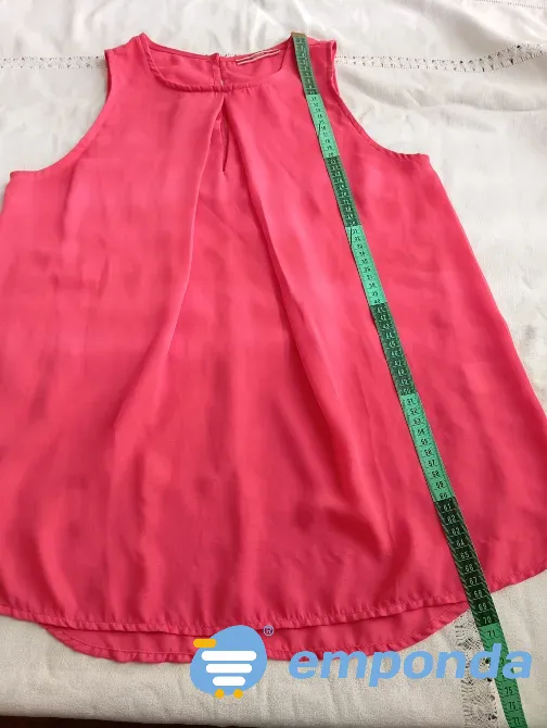 Blusa sin mangas, hermosa. IMPECABLE Floresta - imagen 1