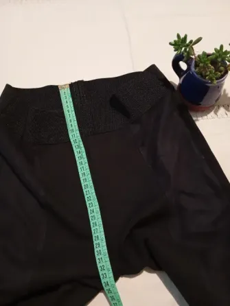 Calza tipo pantalon de vestir, combinada. IMPECABLE Floresta