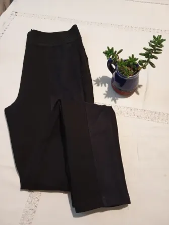 Calza tipo pantalon de vestir, combinada. IMPECABLE Floresta