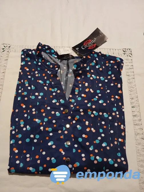 Blusa importada, hombros descubiertos. Amplia. NUEVA Floresta - imagen 5