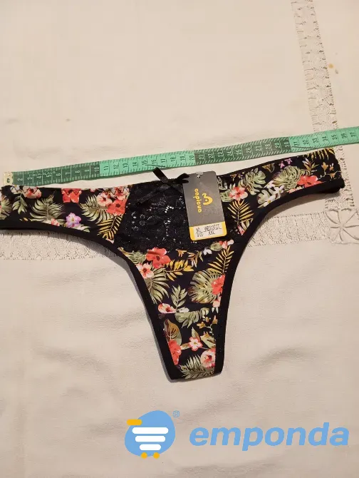 Cola less con puntilla y estampado. NUEVA Floresta - imagen 1