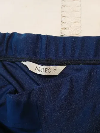 Calza brillosa azul de lycra. NUEVA Floresta
