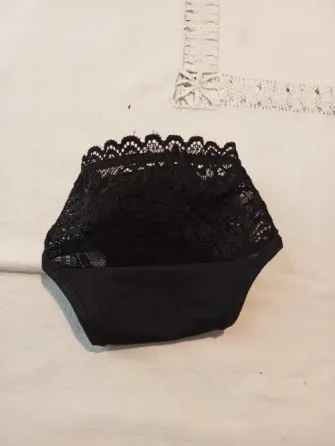 Cola less con puntilla. NUEVA Floresta