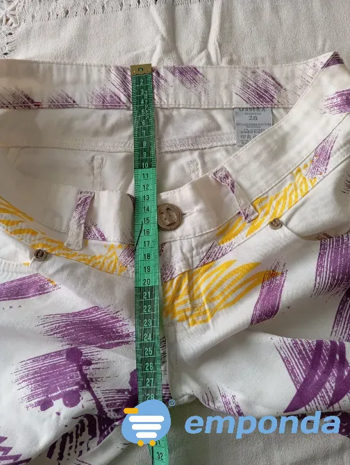 Pantalon elastizado semi chupin, tiro super bajo. IMPECABLE Floresta - imagen 4