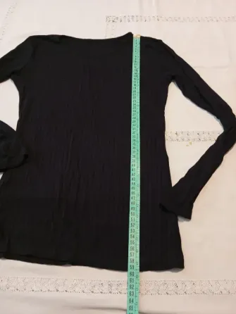 Camiseta, remera manga larga negra Floresta