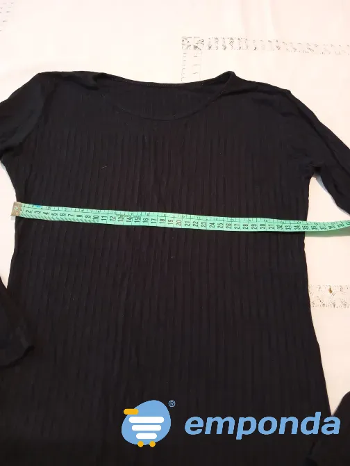 Camiseta, remera manga larga negra Floresta - imagen 2