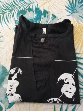 Musculosa rockera Floresta