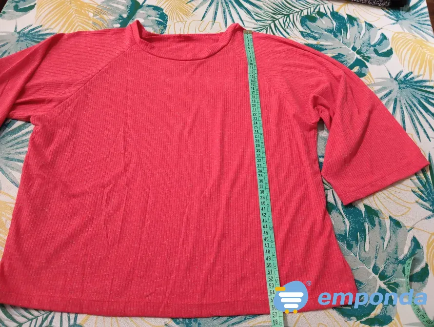 Sweater manga 3/4 ancha. (Nuevo s/etiq) Floresta - imagen 1