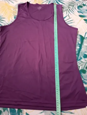 Musculosa deportiva. IMPECABLE Floresta