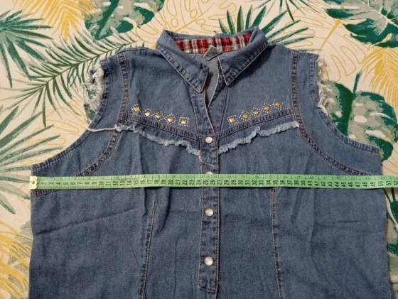 Chaleco de jean. IMPECABLE Floresta