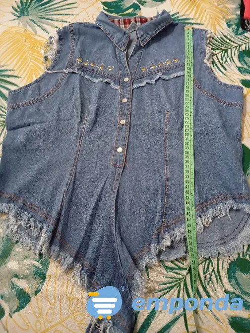 Chaleco de jean. IMPECABLE Floresta - imagen 2