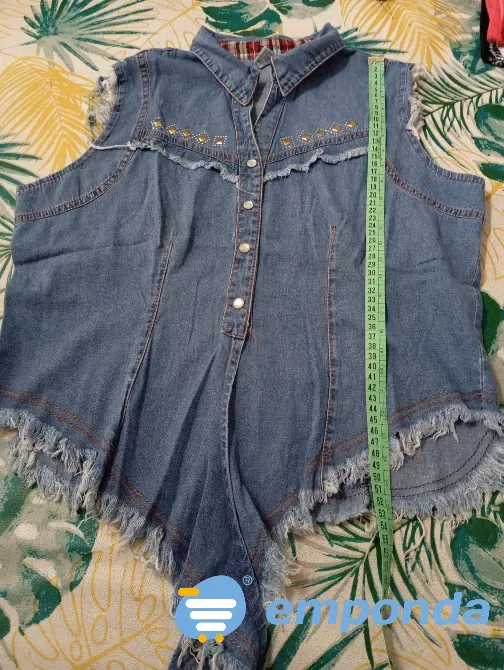 Chaleco de jean. IMPECABLE Floresta - imagen 1