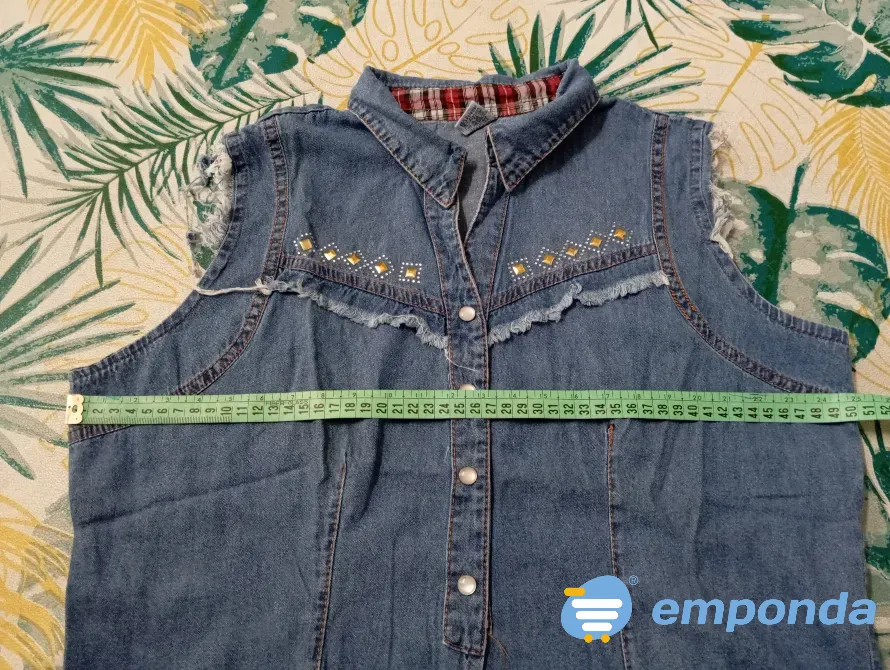 Chaleco de jean. IMPECABLE Floresta - imagen 3