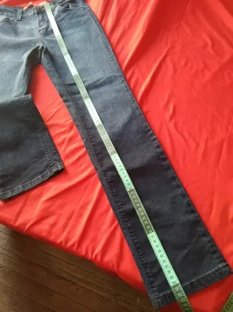 Pantalon, jean elastizado tiro alto. IMPECABLE Floresta