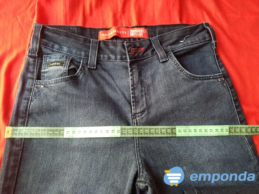 Pantalon, jean elastizado tiro alto. IMPECABLE Floresta - imagen 4