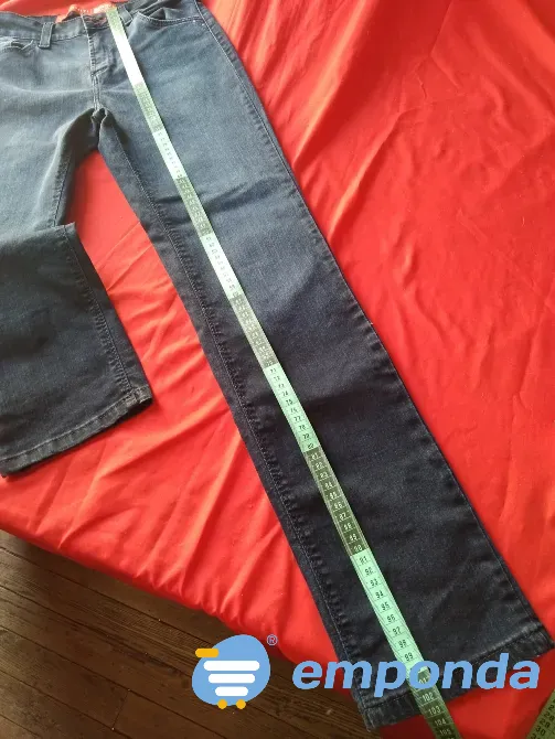 Pantalon, jean elastizado tiro alto. IMPECABLE Floresta - imagen 1