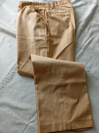 Pantalon tipo de vestir recto, capri Floresta