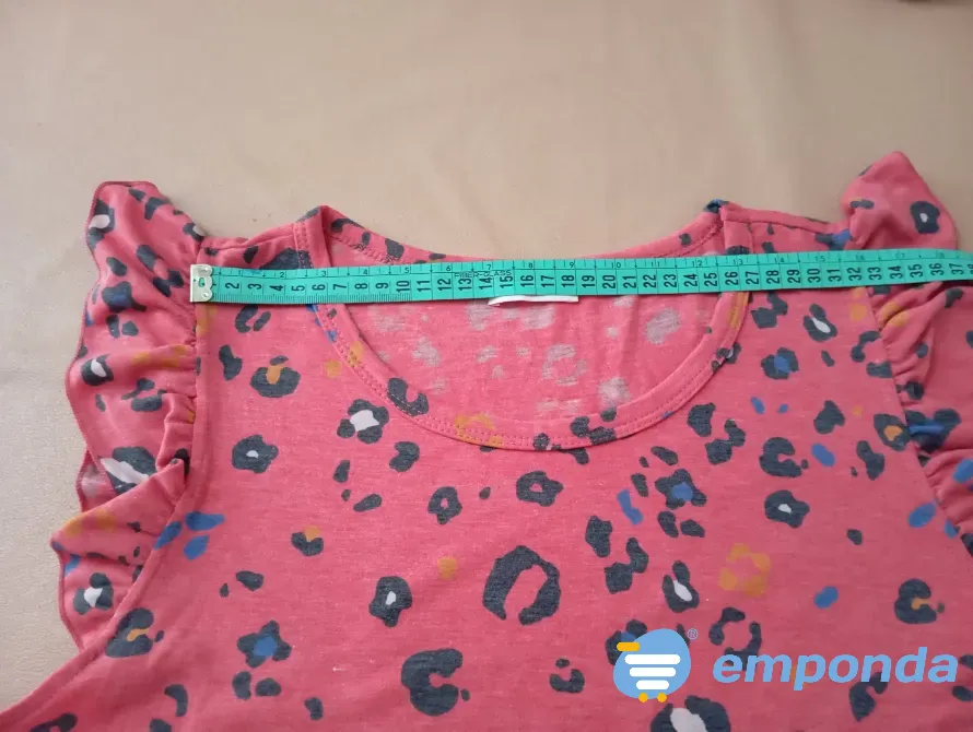 Remera estampada y manga volado. IMPECABLE Floresta - imagen 3