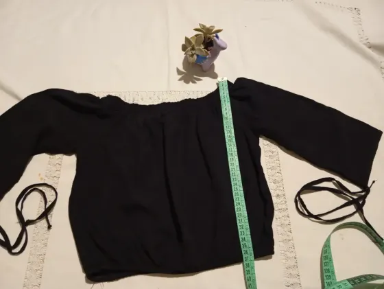 Top manga ¾, cuello bote (Nuevo s/etiq) Floresta