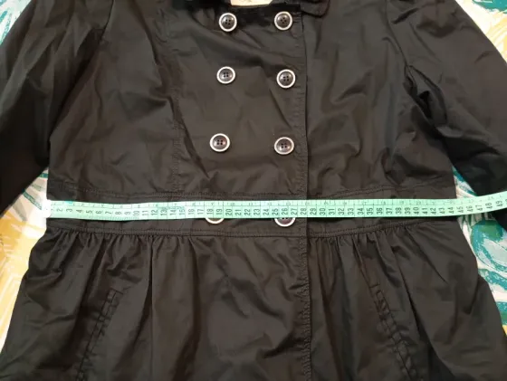 Trench abotonado. IMPECABLE Floresta