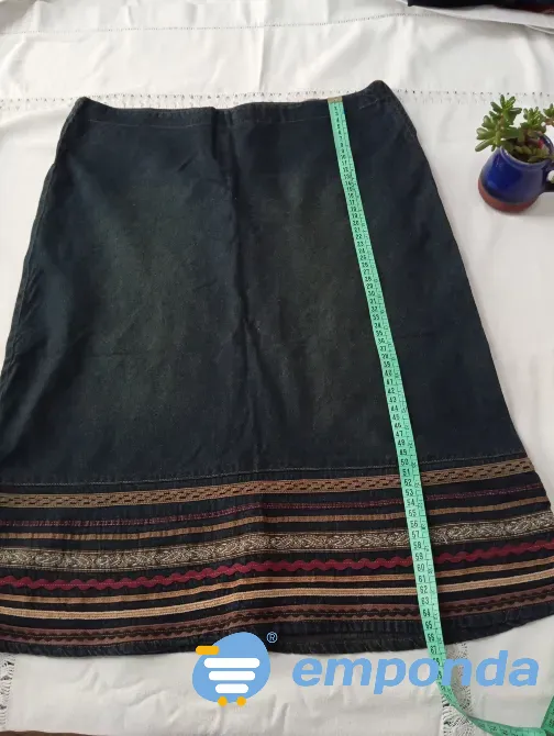 Pollera 3/4, rigida de jean. IMPECABLE Floresta - imagen 1