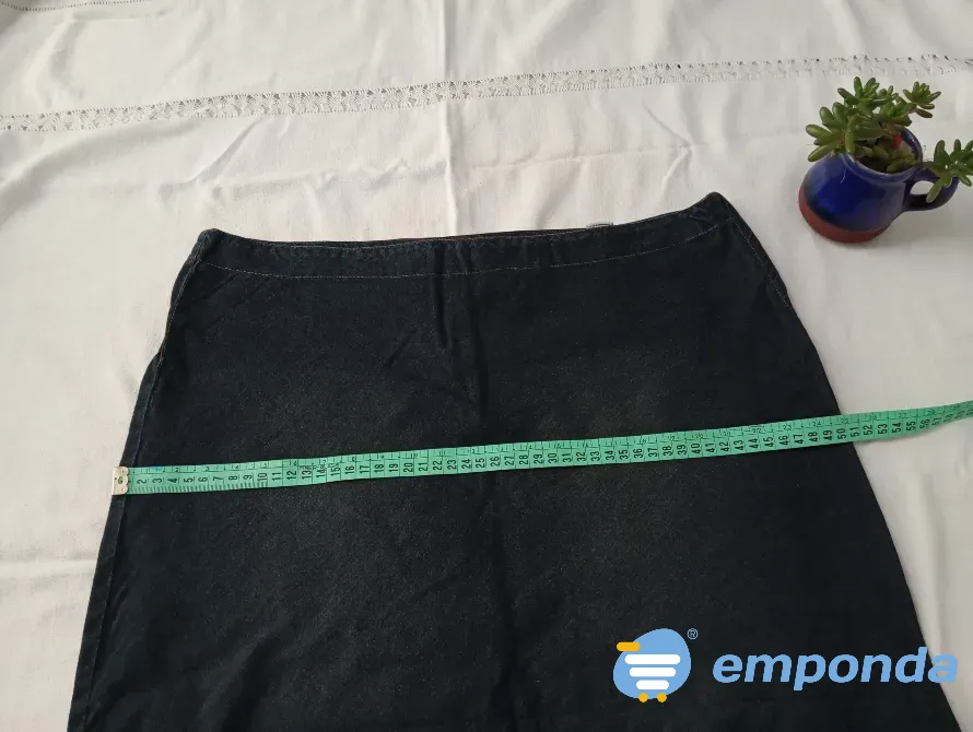 Pollera 3/4, rigida de jean. IMPECABLE Floresta - imagen 3