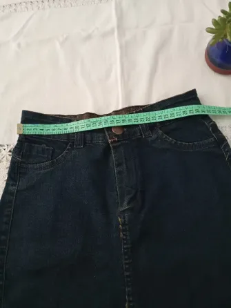 Pollera, mini de jean elastizada (Nueva s/etiq) Floresta