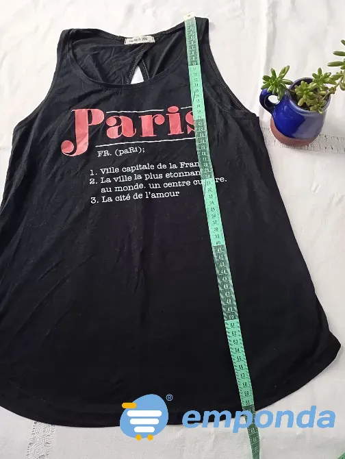 Musculosa super fresca "Paris". IMPECABLE Floresta - imagen 1