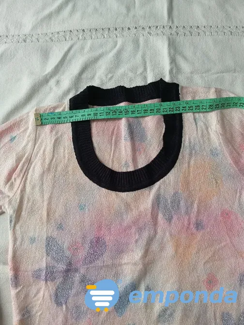 Sweater super delicado. IMPECABLE Floresta - imagen 3