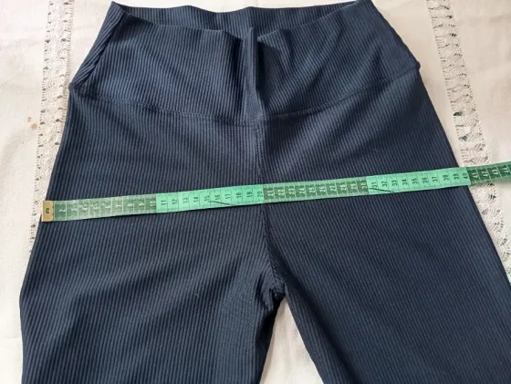 Calza azul acanalada. Cintura ancha, buen ajuste (Nueva) Floresta