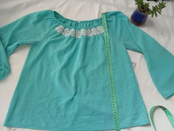 Blusa estilo paisana. IMPECABLE Floresta